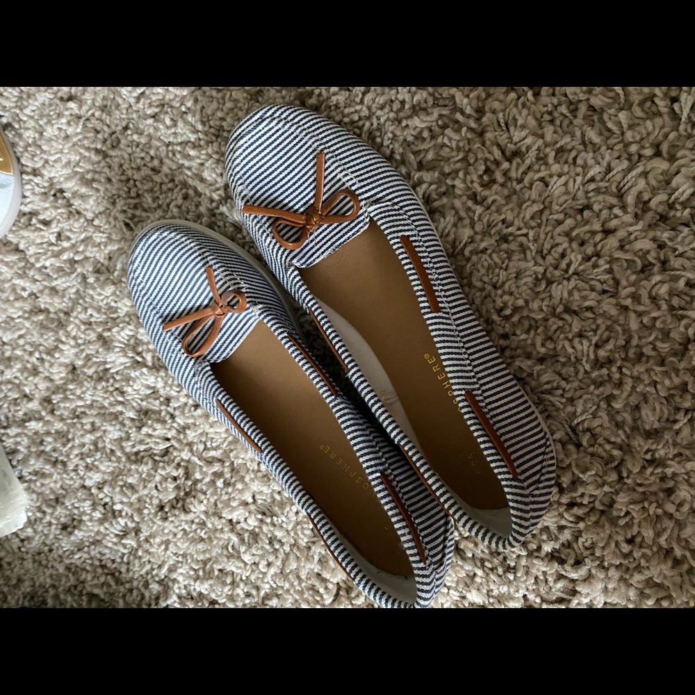 Atmosphere Striped Shoes